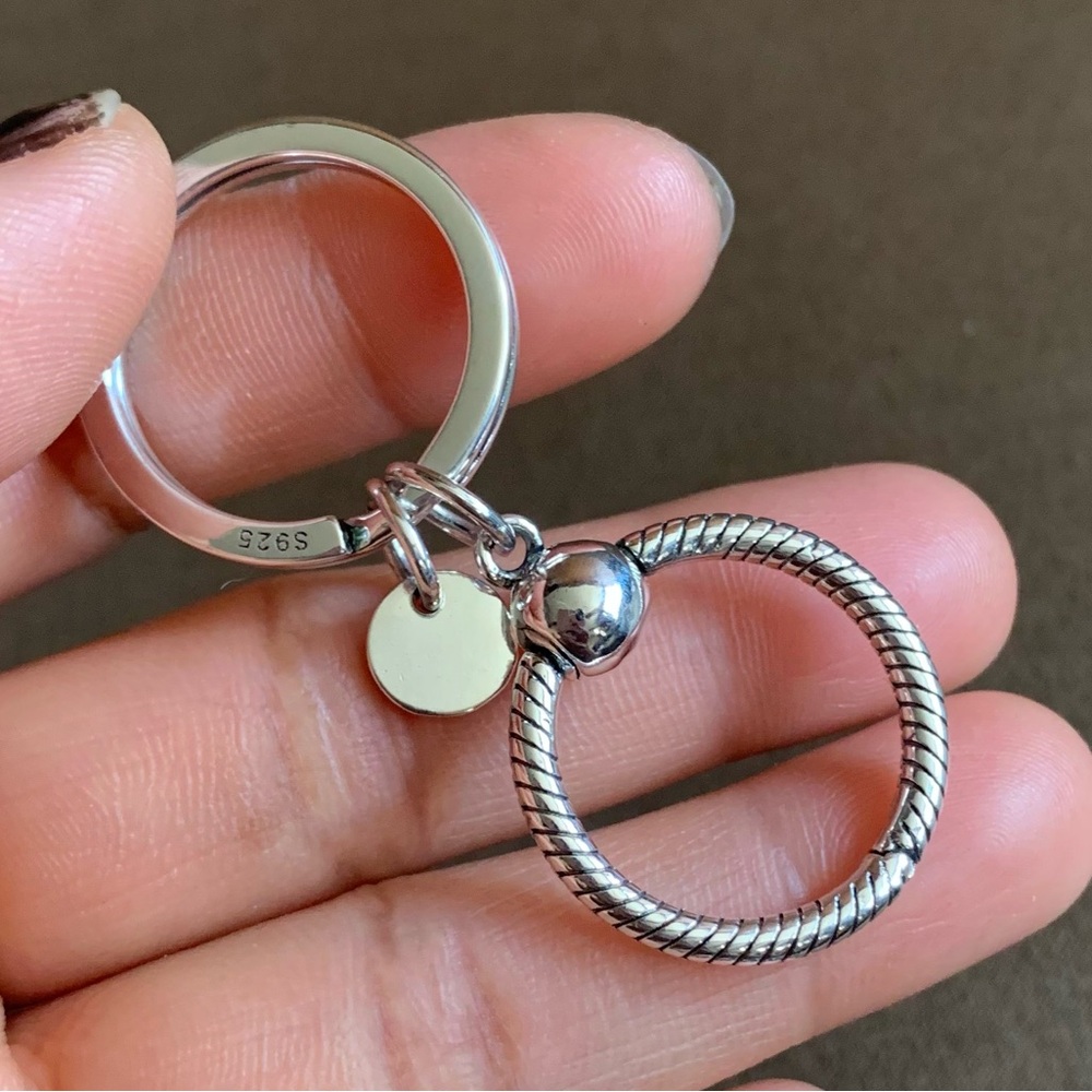 NWOT Moments Charm Key Ring Bag Charm Holder Keychains Sterling Silver 925